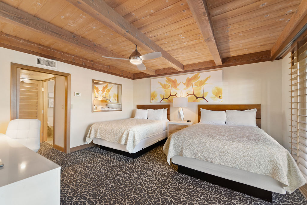 Two queen beds